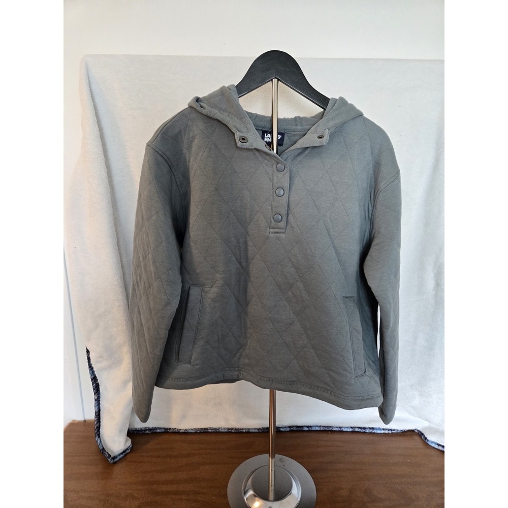 Lands End Womens Medium Gray/Green Quilted Pullover W/Hood And Buttons Closure.